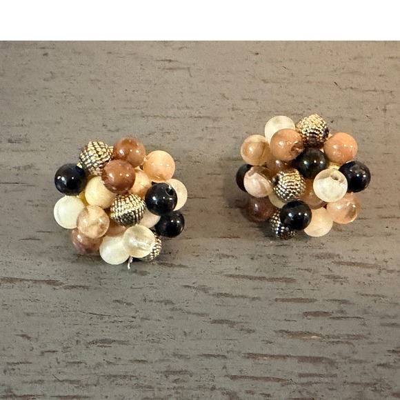 Unbranded Jewelry - Vintage Multi Color Beaded Cluster Stud Earrings Gold Tone Neutral Earth Tones